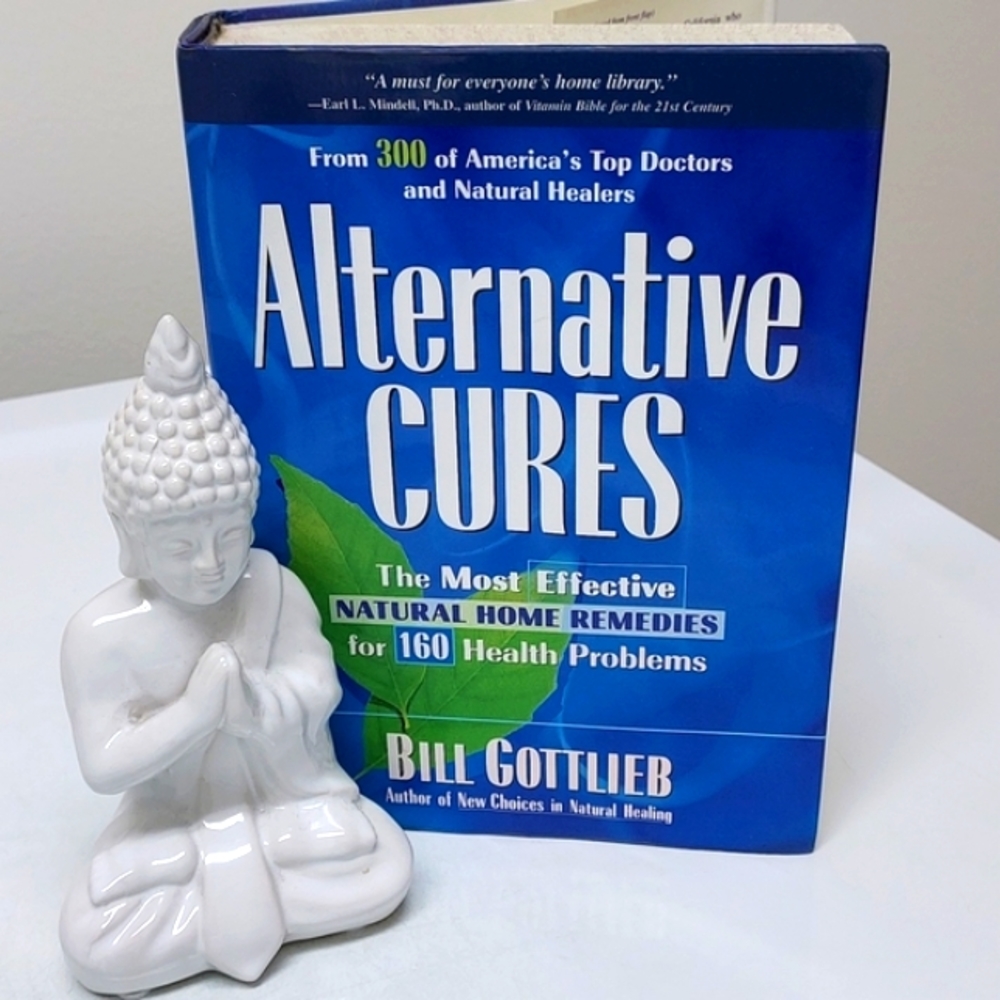 🌸2 for $15🌸 Hardcover Alternative Cures by Bill Gottlieb